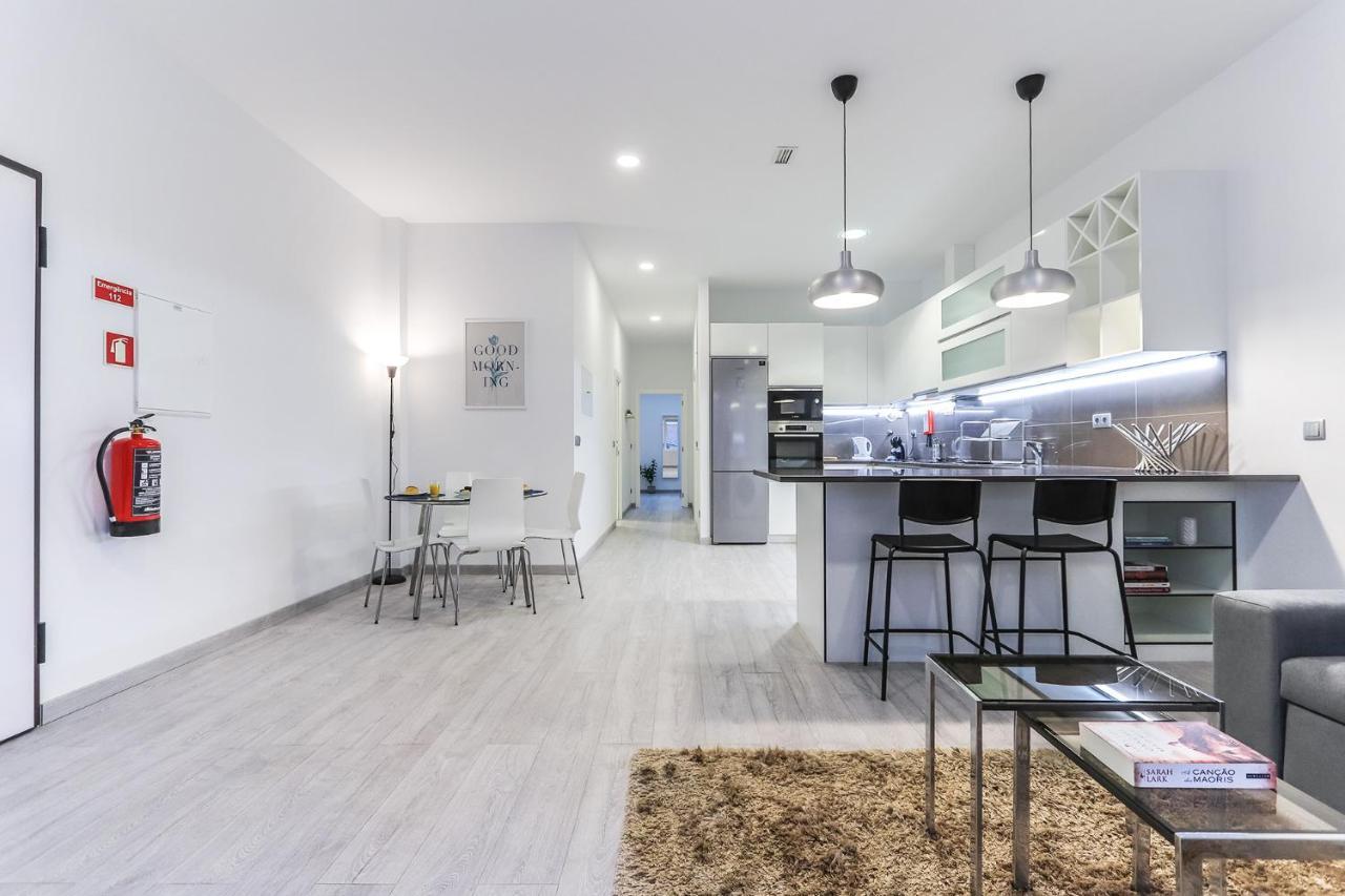 Vita Portucale ! Moscavide Family Apartment Lissabon Exterior foto